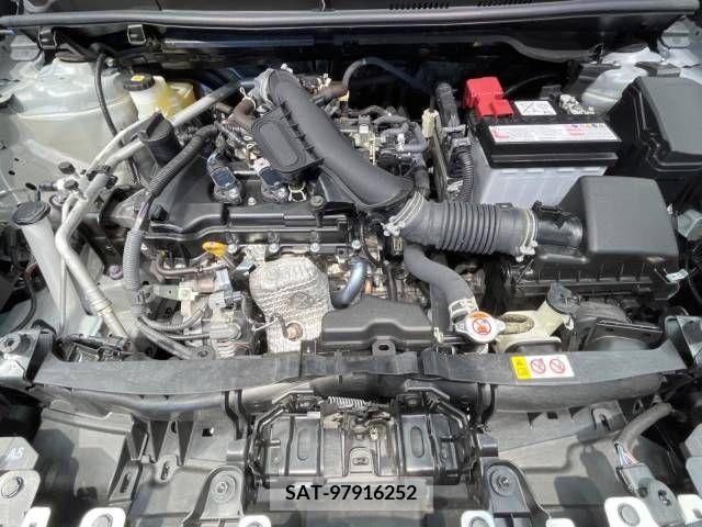 Toyota YARIS 2022-11 330282-18