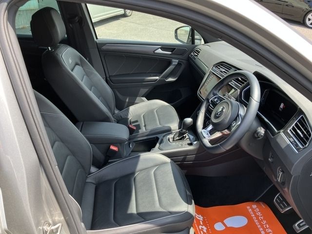 VolksWagen PASSAT 2020-12 12119-8