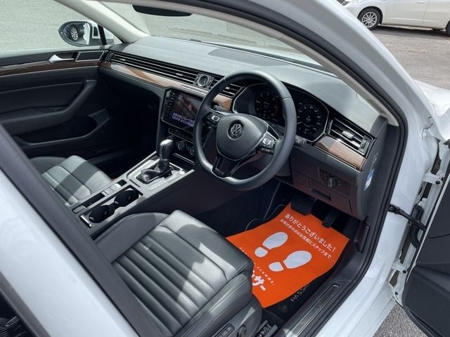 VolksWagen PASSAT 2020-12 12119-25