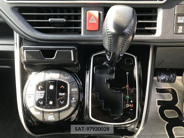 Toyota VOXY 2018-02 217753-16