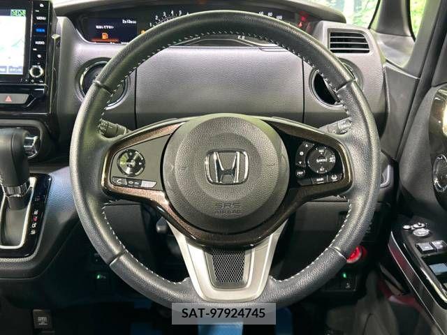Honda N BOX CUSTOM 2019-11 224663-11