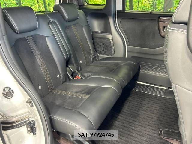 Honda N BOX CUSTOM 2019-11 224663-9