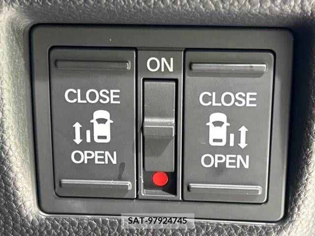 Honda N BOX CUSTOM 2019-11 224663-3