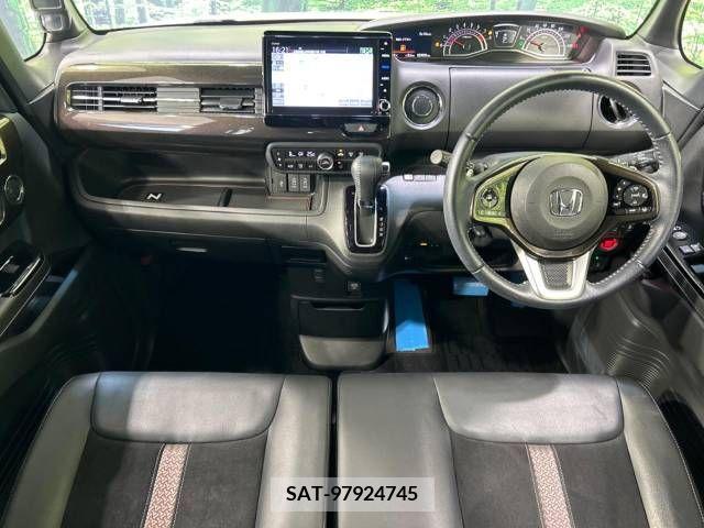 Honda N BOX CUSTOM 2019-11 224663-1