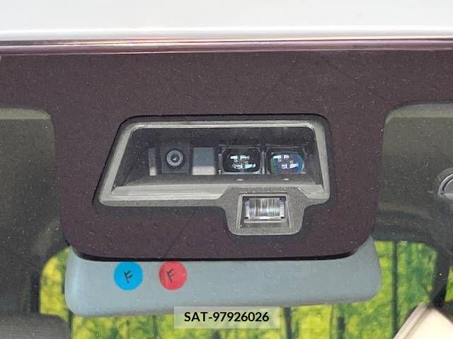 Suzuki SPACIA 2019-03 285501-2
