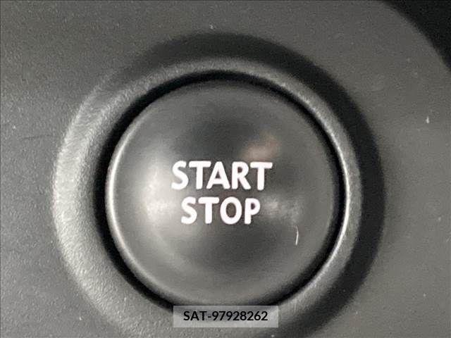Renault CAPTUR 2014-06 316954-7