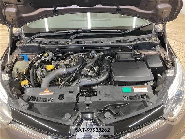 Renault CAPTUR 2014-06 316954-17