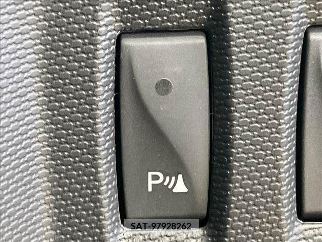 Renault CAPTUR 2014-06 316954-6