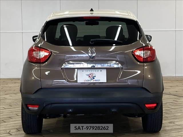 Renault CAPTUR 2014-06 316954-14