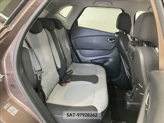 Renault CAPTUR 2014-06 316954-12