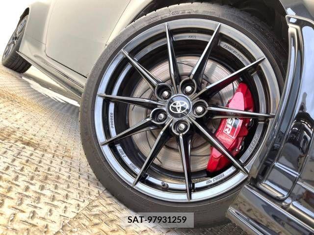 Toyota YARIS 2021-07 333065-17