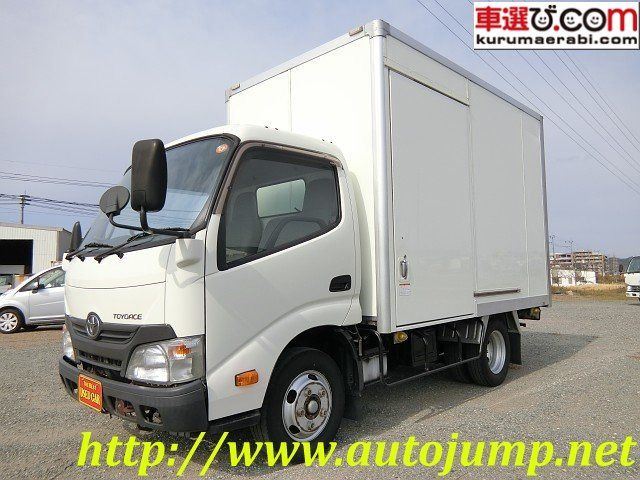 Toyota TOYOACE 2016-05 561-0