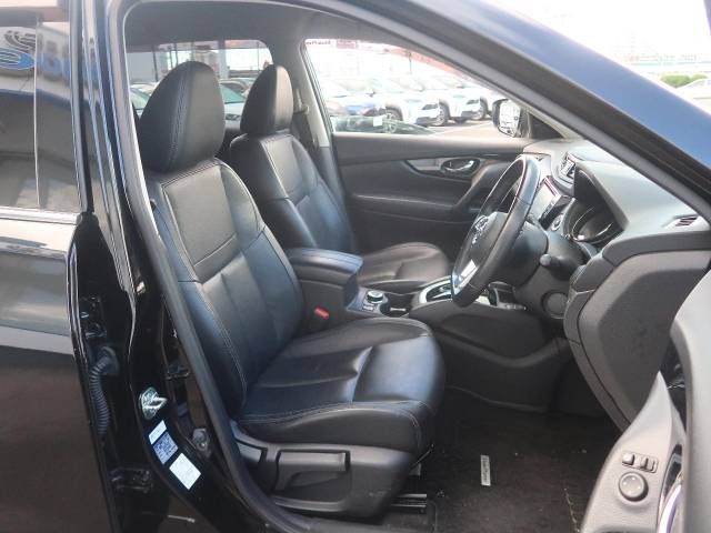 Nissan X-TRAIL 2018-08 27777-7
