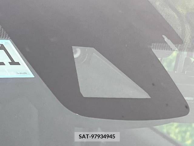 Toyota PRIUS 2019-11 281756-3