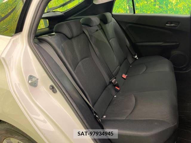 Toyota PRIUS 2019-11 281756-9