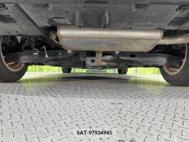 Toyota PRIUS 2019-11 281756-18