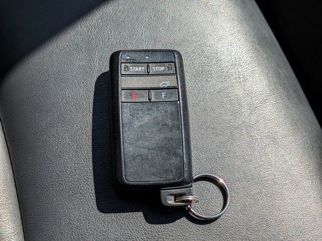 Toyota RAV4 2019-05 8265-16