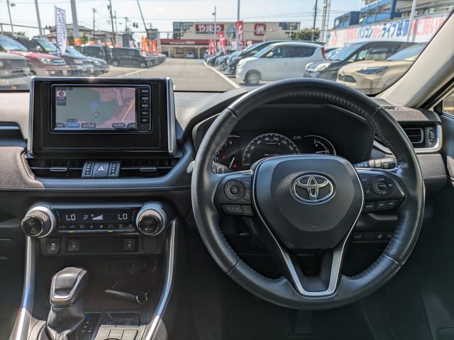 Toyota RAV4 2019-05 8265-9