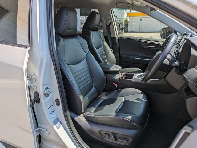 Toyota RAV4 2019-05 8265-5