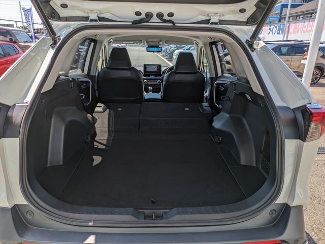 Toyota RAV4 2019-05 8265-7