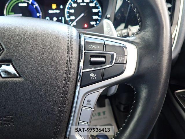 Mitsubishi OUTLANDER PHEV 2019-09 231417-18