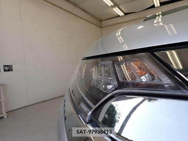 Mitsubishi OUTLANDER PHEV 2019-09 231417-7