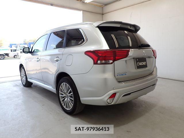 Mitsubishi OUTLANDER PHEV 2019-09 231417-2