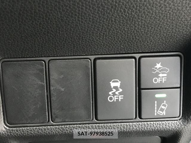 Honda e 2017-05 373613-23