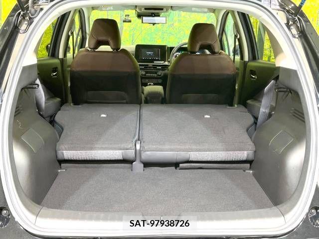Nissan AURA 2023-06 210791-10