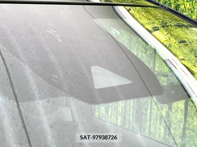 Nissan AURA 2023-06 210791-6