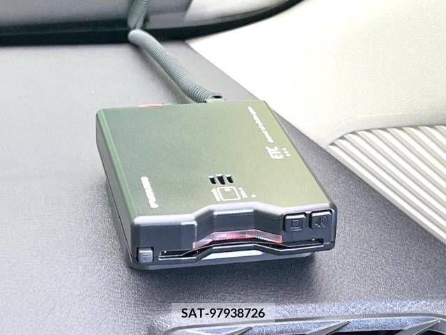 Nissan AURA 2023-06 210791-5
