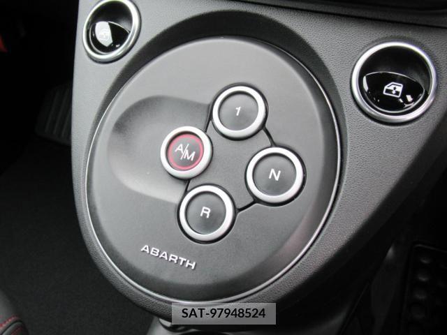 Abarth 695 2023-07 371649-13