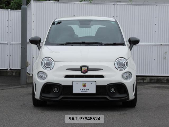 Abarth 695 2023-07 371649-4