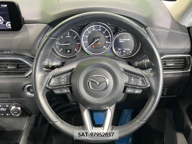 Mazda CX-5 2018-03 295744-11