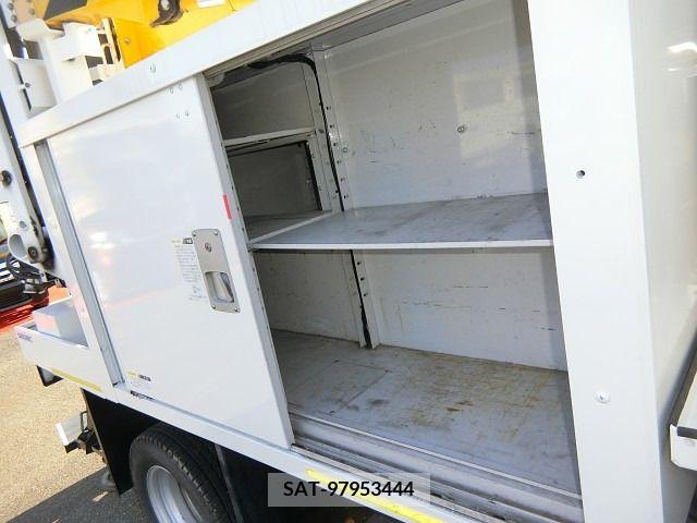 Hino DUTRO 2010-11 208789-17