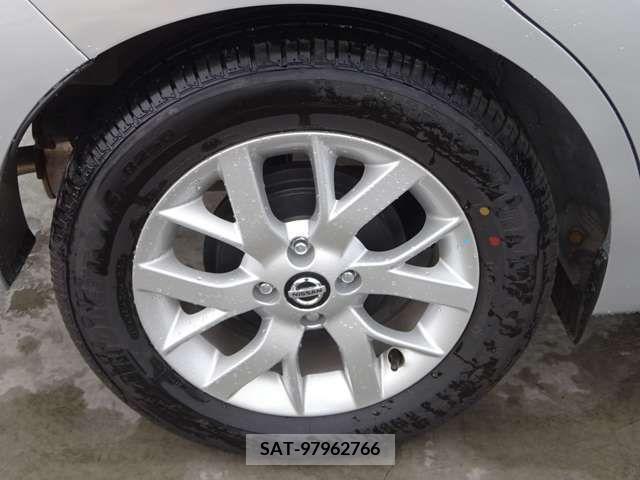 Nissan NOTE 2019-05 252463-13