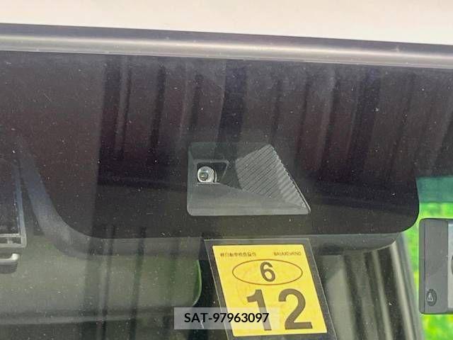 Honda N BOX CUSTOM 2021-12 337973-6