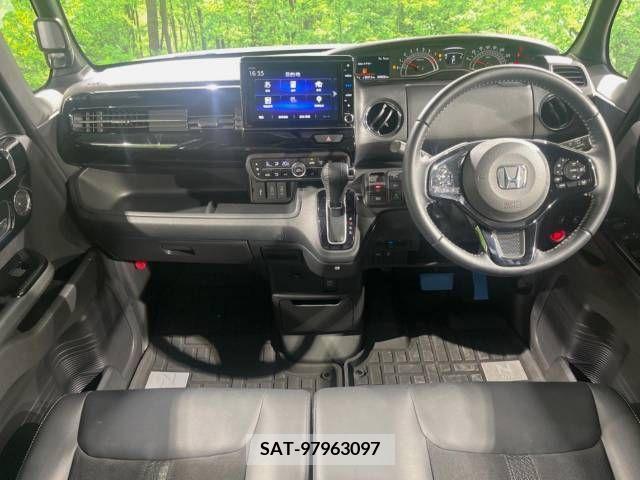 Honda N BOX CUSTOM 2021-12 337973-1