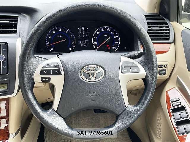 Toyota Aurion 2013-07 260654-4
