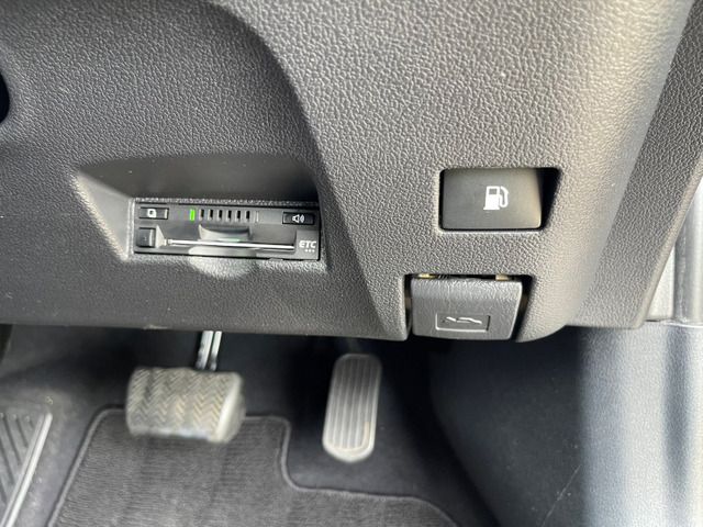 Toyota PRIUS 2017-02 10293-17