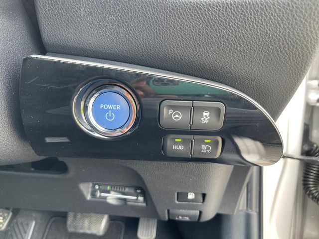 Toyota PRIUS 2017-02 10293-16