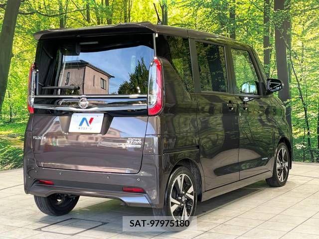 Nissan ROOX 2022-10 354679-17
