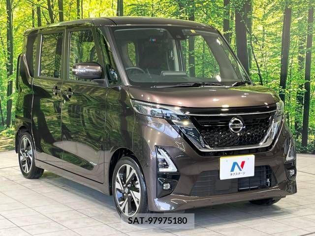 Nissan ROOX 2022-10 354679-16