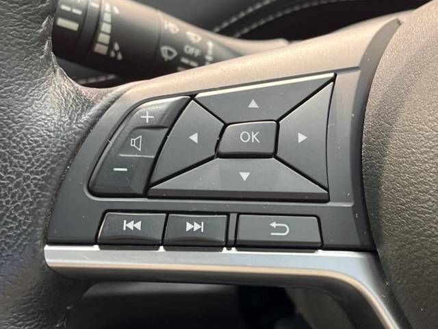 Nissan SERENA 2018-01 9611-7