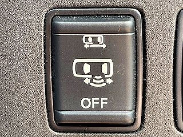 Nissan SERENA 2018-06 6116-15