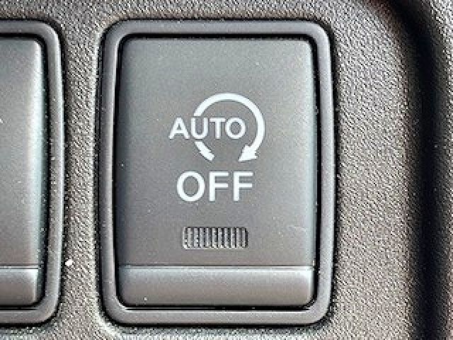 Nissan SERENA 2018-06 6116-22