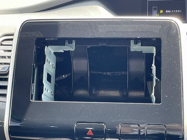 Nissan SERENA 2018-06 6116-4