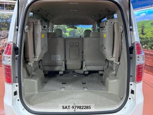 Toyota NOAH 2009-07 298083-10
