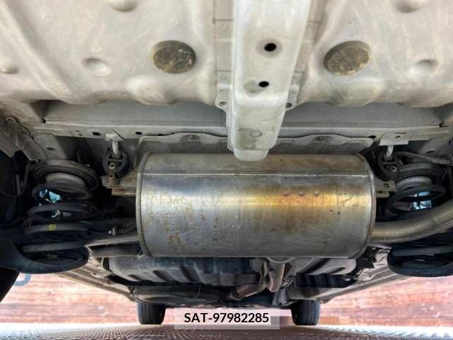 Toyota NOAH 2009-07 298083-19