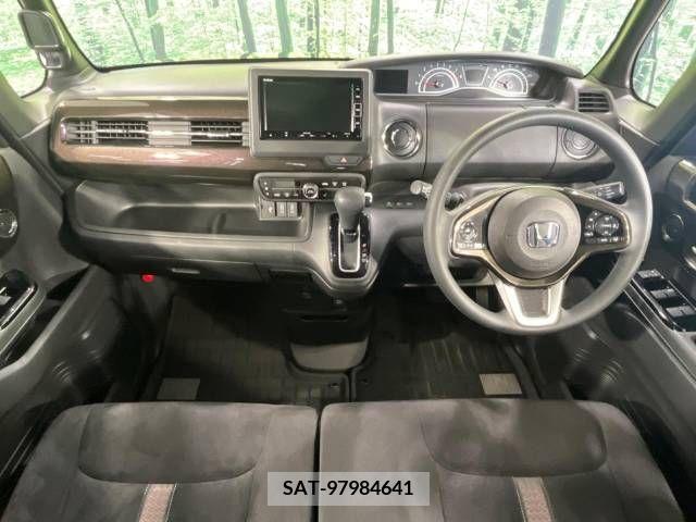 Honda N BOX CUSTOM 2020-10 335218-1